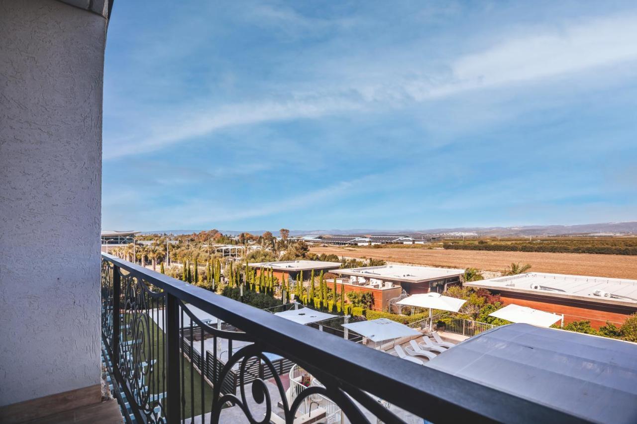 Rimonim Aquaduct Hotel Regba Exterior foto